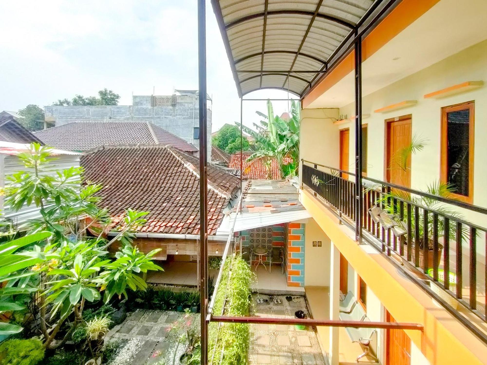 Hotel Reddoorz Syariah At Graha Adi Karya Kartasura Kartosuro Exteriér fotografie