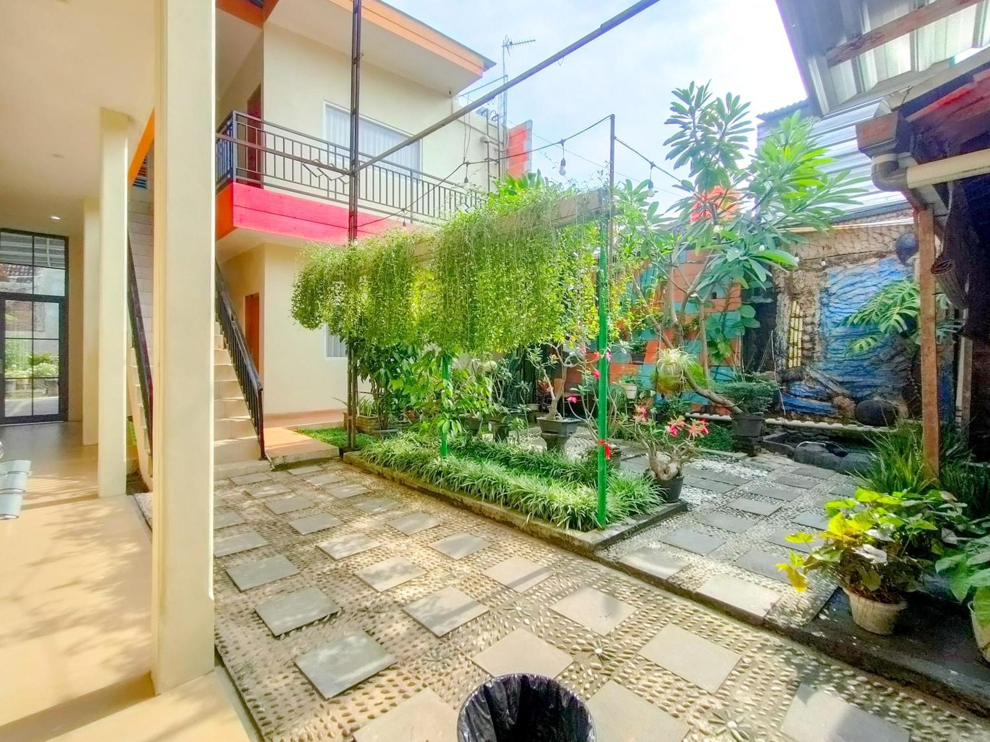 Hotel Reddoorz Syariah At Graha Adi Karya Kartasura Kartosuro Exteriér fotografie